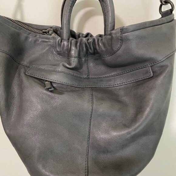 Latico Leathers Ramble Tote/Crossbody Charcoal Like New! - Picture 3 of 11